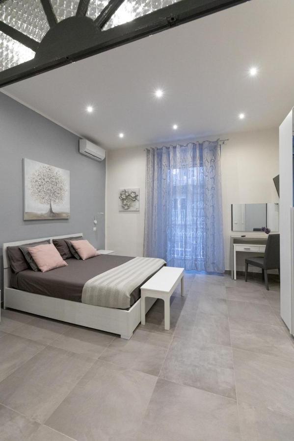 Dante Square Apartment Napoli Bagian luar foto