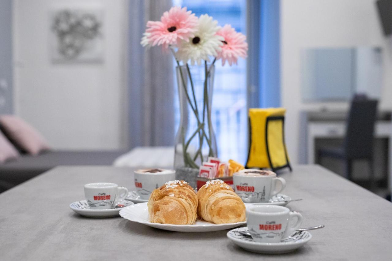 Dante Square Apartment Napoli Bagian luar foto